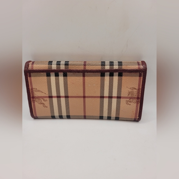 Burberry Vintage Wallet - Picture 2 of 6
